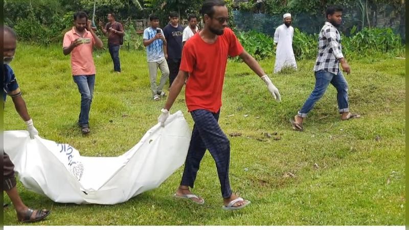 বরগুনায় অজ্ঞাত পরিচয় নারীর অর্ধগলিত মরদেহ উদ্ধার করেছে পুলিশ