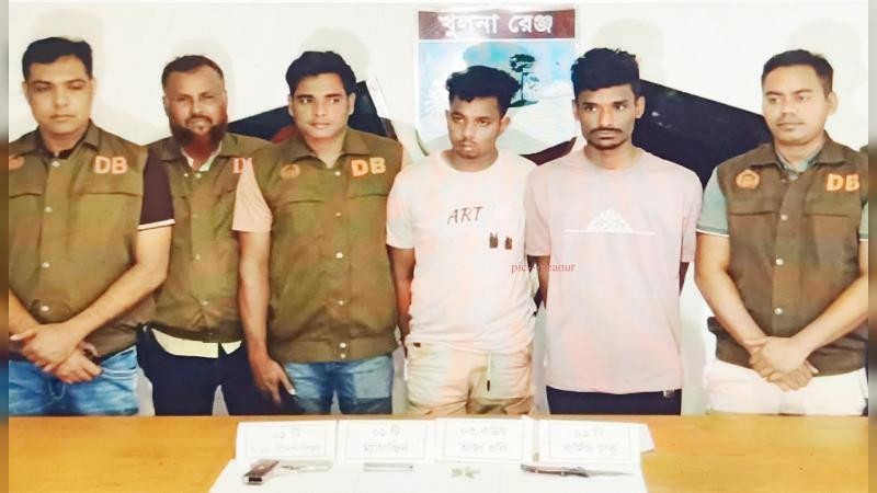 যশোরে শীর্ষ সন্ত্রাসী অনিক অস্ত্র ও চাকুসহ আটক