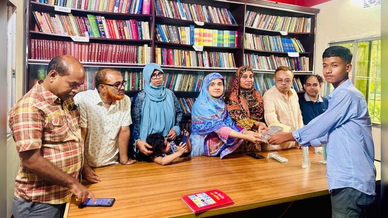 নন্দীগ্রামে মনসুর রহমান ও জায়েদা বেগম স্মৃতি শিক্ষাবৃত্তি প্রদান