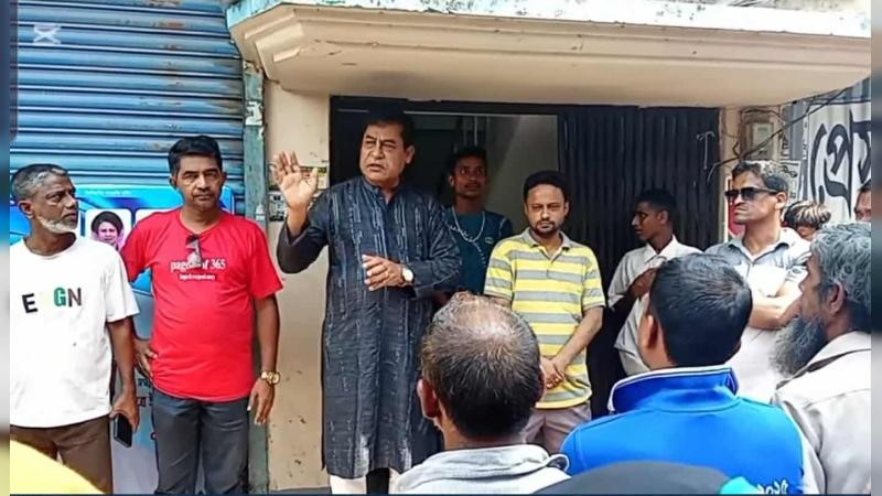 প্রবাসীদের সহায়তায় বরগুনায় কোরবানির মাংস বিতরণ