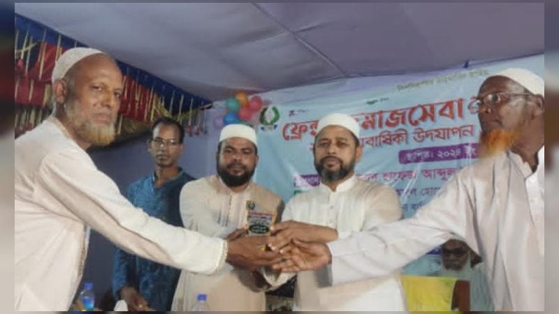 নীলফামারীতে ২৬ গুণীজনকে সংবর্ধনা ও ৩০ দুস্থ্যকে খাদ্যসামগ্রী বিতরণ