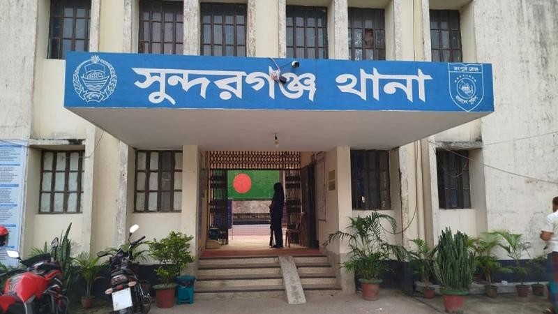 রাক্ষুসে তিস্তার ভাঙনে কাঁঠালগাছ চাপা পড়ে বৃদ্ধের মৃত্যু