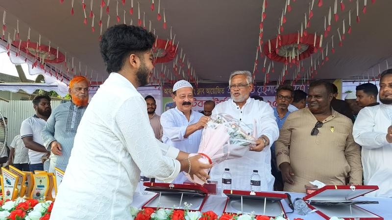 আপনারা এলাকা কে শান্ত রাখবেন, উন্নয়ন যা দরকার সরকার সব করবে : আমান উল্লাহ