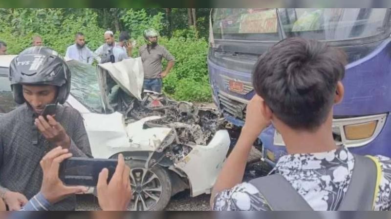 খাগড়াছড়িতে বাস-প্রাইভেটকার সংঘর্ষে শিশুসহ আহত ৬