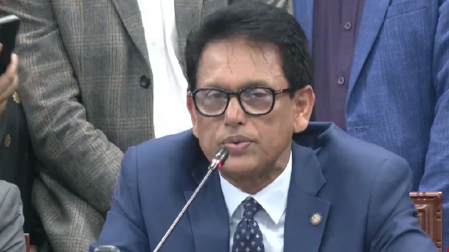বন্যার মধ্যে এইচএসসি পরীক্ষা ও পরীক্ষার্থীদের নিয়ে মন্তব্যের জেরে জাতীয় সংসদে দুঃখ প্রকাশ করলেন শিক্ষামন্ত্রী