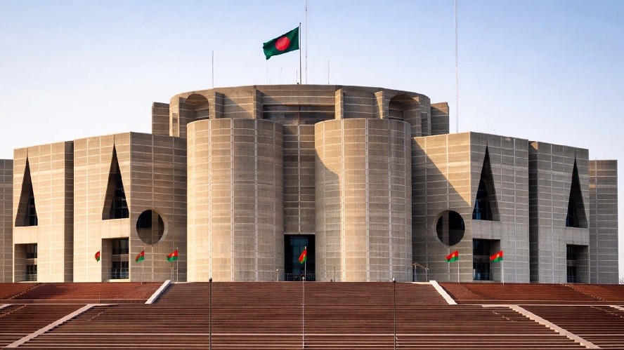 ১৩ দিনের বিরতি দিয়ে আজ ফের বসছে সংসদ অধিবেশন