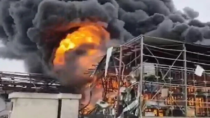 ইসরায়েলের শিল্প অঞ্চলে ভয়াবহ হামলা, দাউ দাউ করে জ্বলছে আগুন