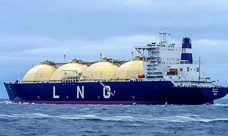 ১ লাখ ৯০ হাজার টনের বেশি গ্যাস নিয়ে দেশে আসছে তিন জাহাজ
