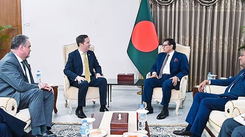 পররাষ্ট্রমন্ত্রী খলিলুর রহমানের সঙ্গে বৈঠক শেষে বাংলাদেশ-যুক্তরাষ্ট্র সম্পর্ক জোরদারে ইতিবাচক মার্কিন দূত সার্জিও গর