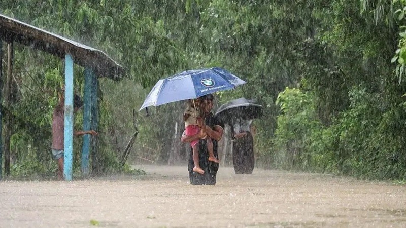 ১১ জেলায় বন্যার মধ্যে কক্সবাজারসহ সারাদেশে আরও ৫ দিন অতি ভারী বৃষ্টির পূর্বাভাস