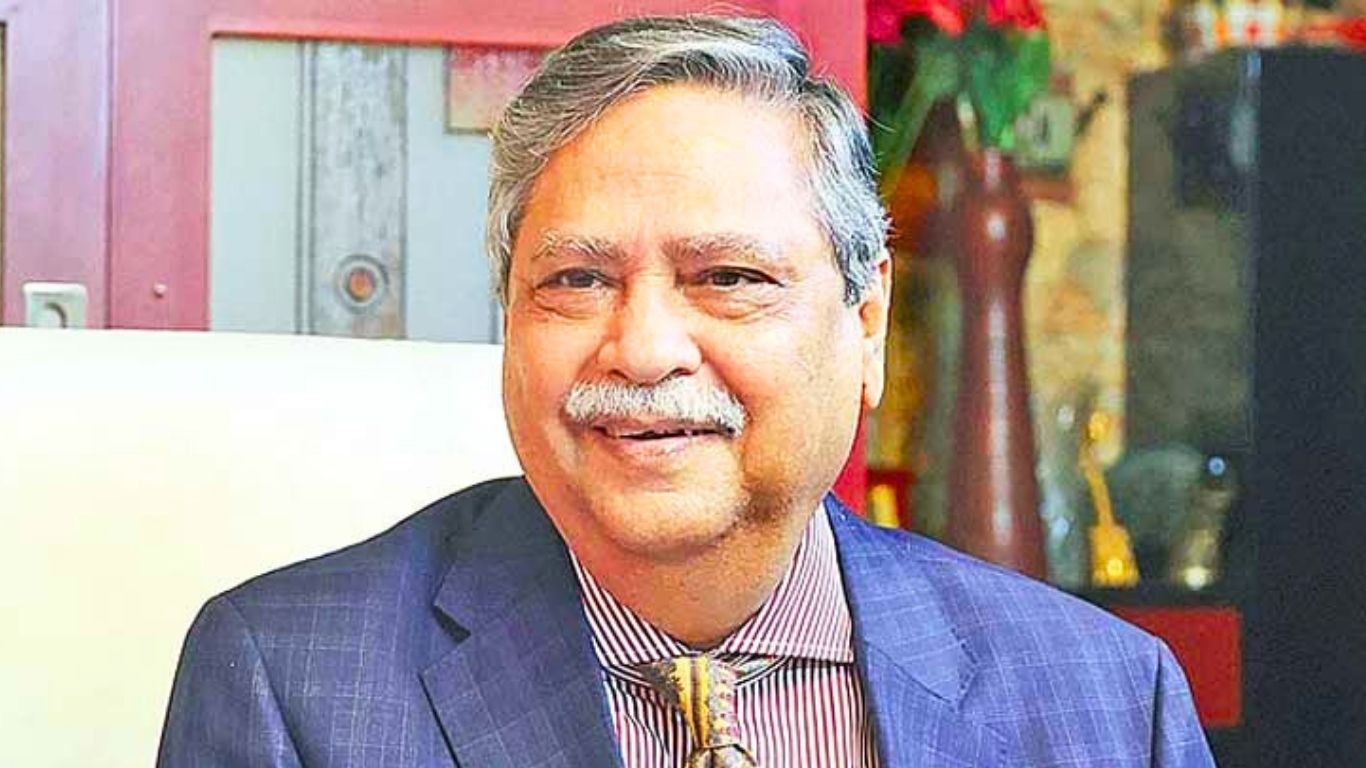 শারীরিক অসুস্থতা ও চলাফেরায় সমস্যা সত্ত্বেও আপাতত বিদেশে যাচ্ছেন না সাবেক রাষ্ট্রপতি মোহাম্মদ সাহাবুদ্দিন