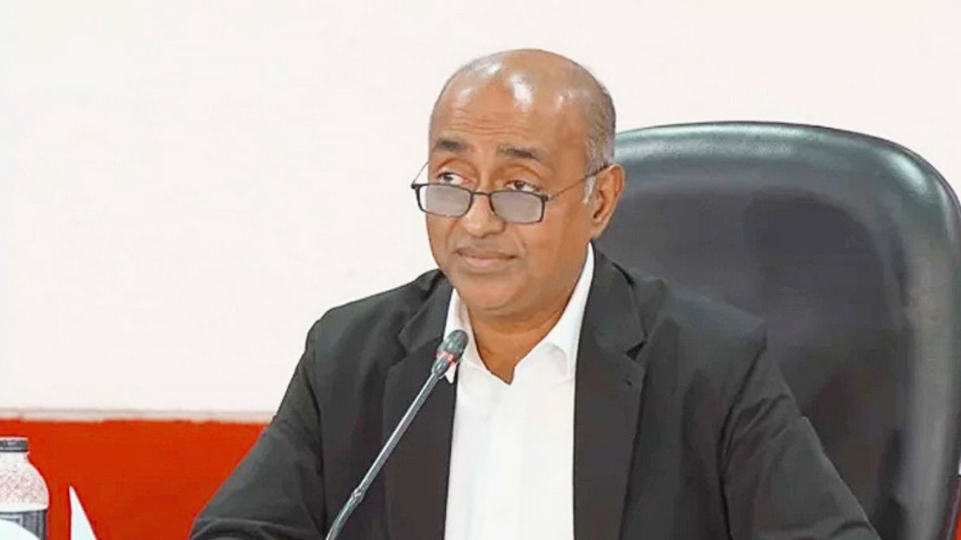 পররাষ্ট্র প্রতিমন্ত্রীর শপথ গ্রহণে কোনো ব্যত্যয় ঘটেনি বলে জানালেন আইনমন্ত্রী আসাদুজ্জামান