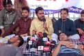 ঢাবিতে গেজেট বঞ্চিতদের অনশনে নুরের সংহতি