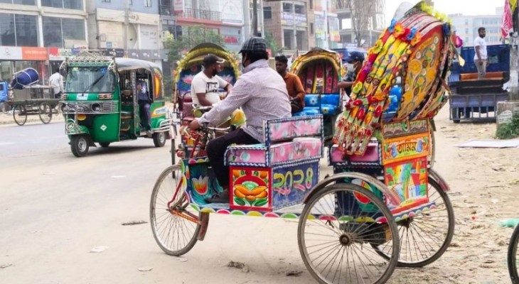এক এনআইডিতে একটি রিকশা, অন্য এলাকায় গেলেই শাস্তি