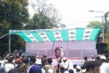 মঞ্চের সামনে অবস্থান নিয়েছেন আন্দোলনকারীরা