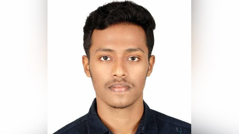 বাবাকে খুন করার তিন দিন আগেই লাশ গুমে গর্ত খোঁড়েন ছেলে