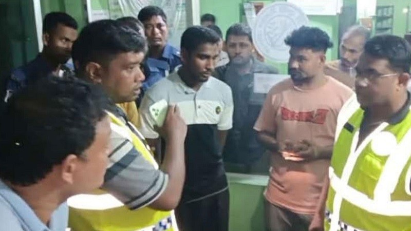 বিকেলে ব্যাংকে ঢুকে লুকিয়ে ছিল যুবক, রাতে ডাকাতির চেষ্টা