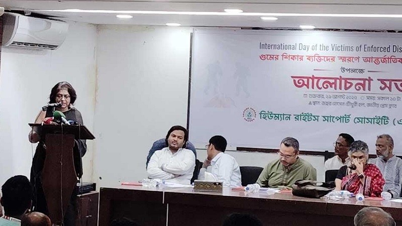 বিনা বিচারে লোকজনকে আটকে না রাখতে রাজনীতিবিদদের প্রতি আহ্বান