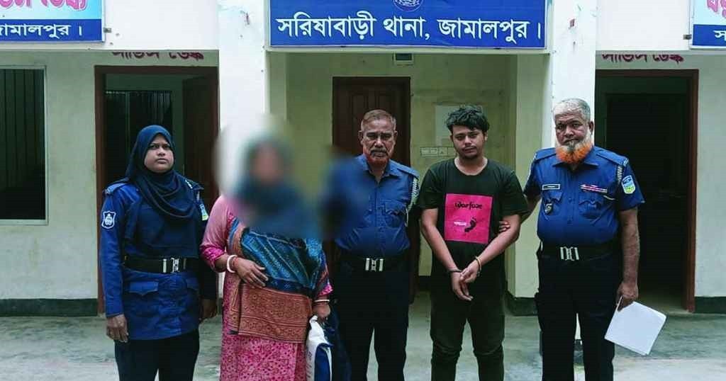 নগ্ন ভিডিও ধারণ করে ২০ লাখ টাকা চাঁদা দাবি, যুব মহিলা লীগ নেত্রী গ্রেপ্তার