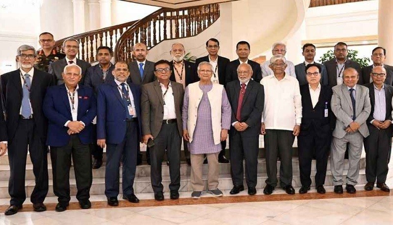 বেতন নিয়ে সরকারি কর্মকর্তা ও কর্মচারীরা পাচ্ছেন বড় সুখবর