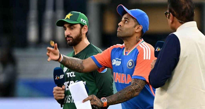 সুপার ফোর: টস জিতে পাকিস্তানকে ব্যাটিংয়ে পাঠালো ভারত