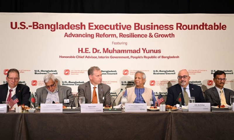 মার্কিন কোম্পানিকে বাংলাদেশে আরও বিনিয়োগের আহ্বান প্রধান উপদেষ্টার