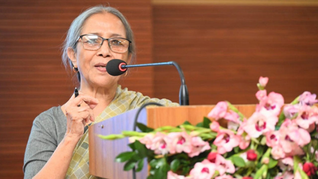 ‘বাধ্য হয়ে’ ভারতে ইলিশ পাঠাতে হচ্ছে: প্রাণিসম্পদ উপদেষ্টা