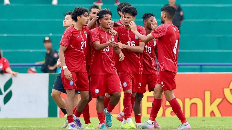 ১২ মিনিটের ঝড়ে স্বস্তির জয় বাংলাদেশের