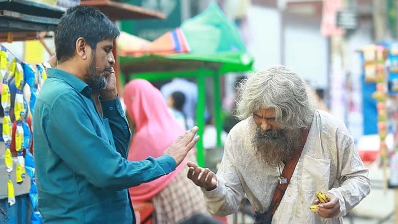 ফার্মগেটে ভিক্ষা করে ৫০০ টাকা পেয়েছিলেন ‘অ্যালেন স্বপন’