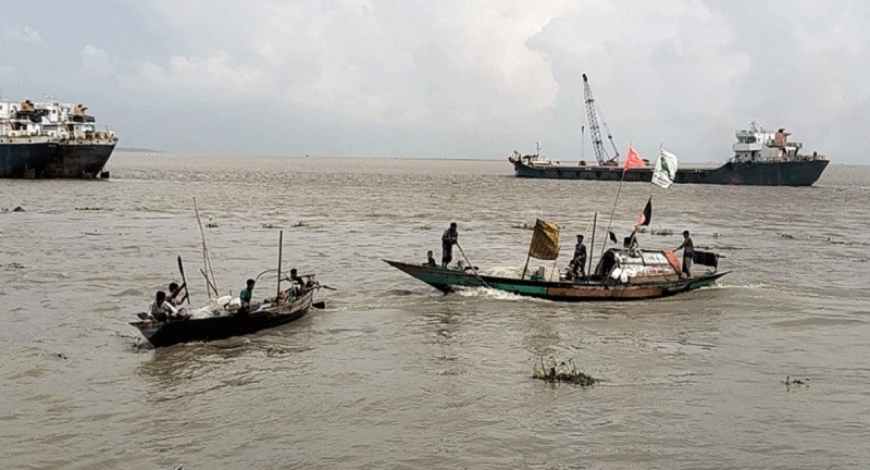 মধ্যরাত থেকে শুরু ইলিশ ধরায় নিষেধাজ্ঞা, থাকবে যতোদিন