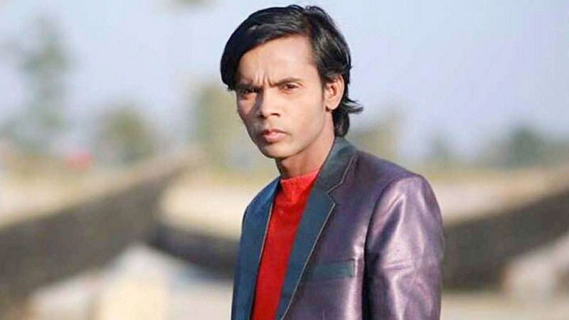 ‘আমাকে মেরে ফেলে রিয়া মনিকে বিয়ে করতে চায় ম্যাক্স অভি’