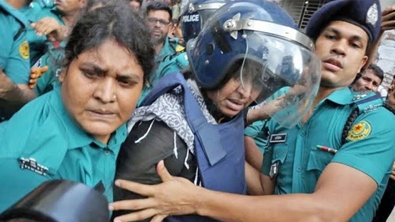 মরে প্রমাণ করা লাগবে আমরা অসুস্থ, আদালতকে দীপু মনি