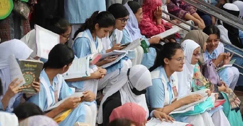 অপেক্ষার অবসান ১২ লাখ শিক্ষার্থীর, ফলাফল জানা যাবে ৩ ভাবে