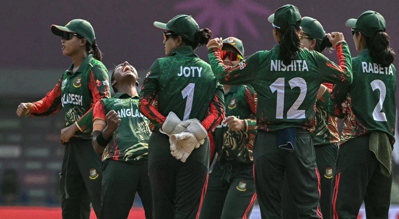 বিশ্বকাপে টিকে থাকতে বাংলাদেশের দরকার ২০৩ রান
