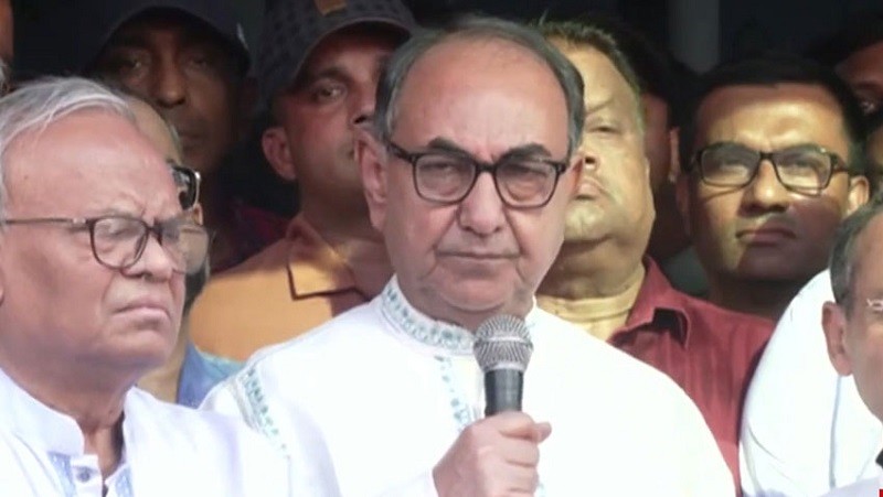 হামলাকারীদের পরিচয় নিয়ে বিস্ফোরক মন্তব্য করলেন মির্জা আব্বাস