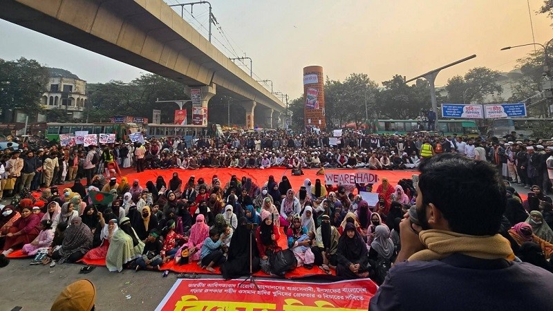 বিচার না হওয়া পর্যন্ত রাজপথে থাকবে ইনকিলাব মঞ্চ