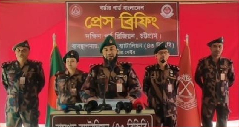 নির্বাচনে আইনশৃঙ্খলা পরিস্থিতি সুষ্ঠু ও স্বাভাবিক রাখতে রামগড় বিজিবির সংবাদ সম্মেলন