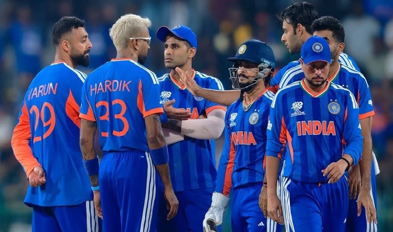 পাকিস্তানকে উড়িয়ে দিয়ে সুপার এইটে ভারত