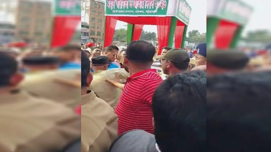 সামনে বসাকে কেন্দ্র করে বিএনপি ও জামায়াতের তুমুল সংঘর্ষ