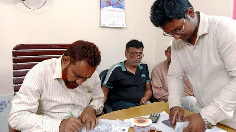 নন্দীগ্রামে এক বছর পর চেয়ারম্যানের দায়িত্ব পেলেন আব্দুল মতিন