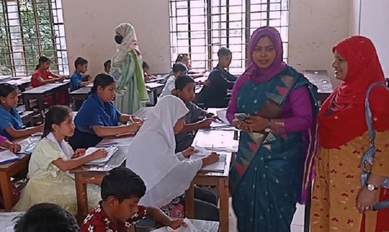 গৌরীপুরে প্রাথমিক বৃত্তি পরীক্ষা শুরু, প্রথমদিন অনুপস্থিত ৫৬৪ শিক্ষার্থী