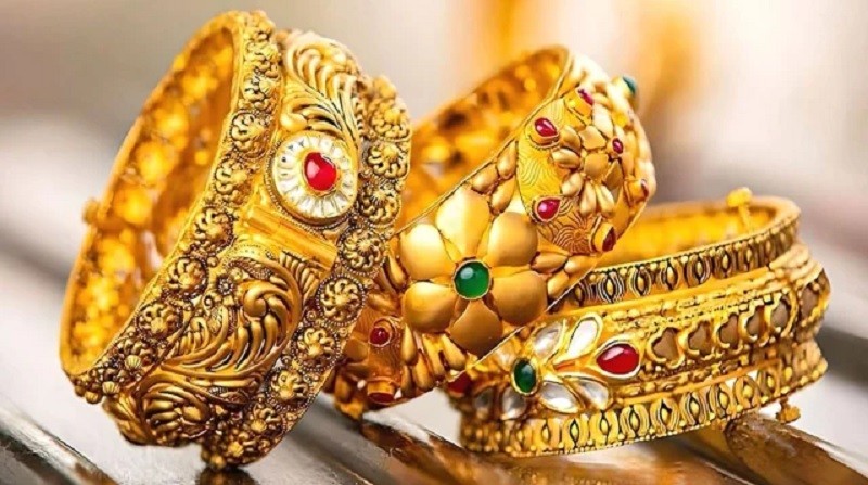 ৪ দফা কমানের পর বাড়ল স্বর্ণের দাম, আজই কার্যকর