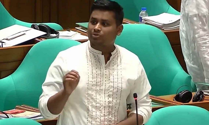 লোকজন আমাকে বেঁধে রাখবে, কেন বললেন হাসনাত আবদুল্লাহ