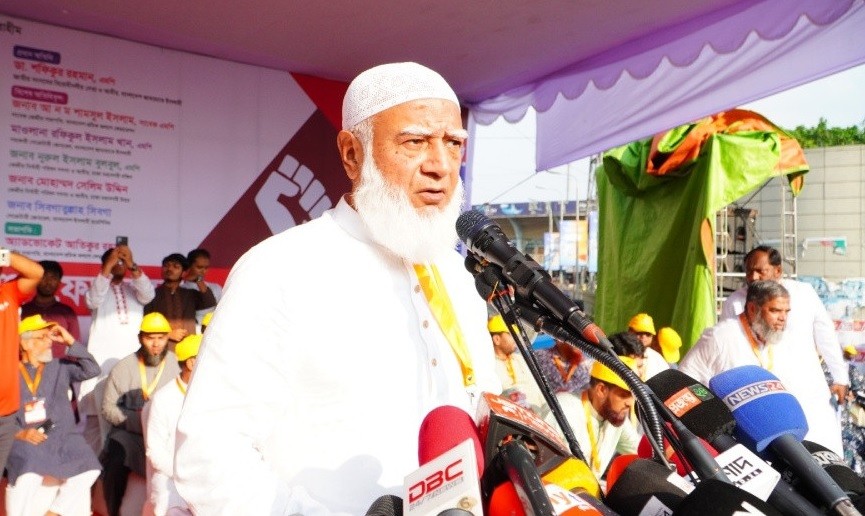 শ্রমিকদের উপেক্ষা করে টেকসই সমাজ সম্ভব নয়: ডা. শফিকুর