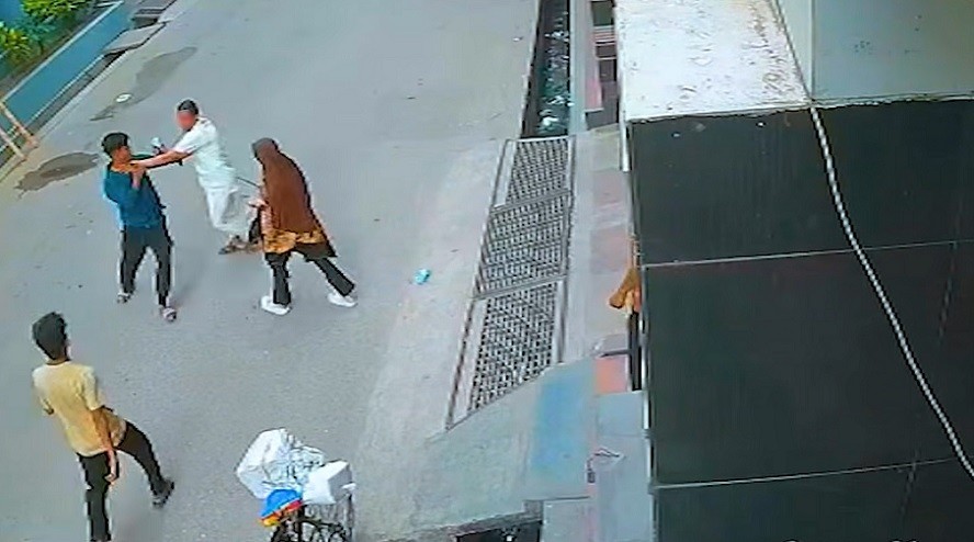 বাবার কাছ থেকে মেয়েকে অপহরণ, আসলে কী হয়েছিল?