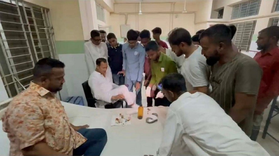 দুই পক্ষের ভয়াবহ সংঘর্ষ, এমপিসহ আহত অর্ধশতাধিক