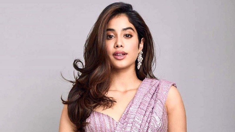 নিজের অন্ধকার অধ্যায়ের কথা জানালেন জাহ্নবী কাপুর