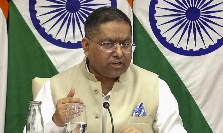 সীমান্তে কাঁটাতারের বেড়া নিয়ে ভারতের অবস্থান জানালেন জয়সওয়াল