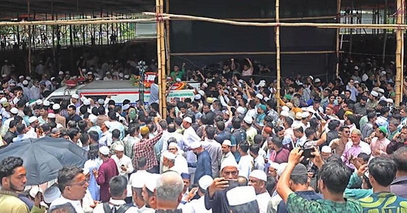 ইঞ্জিনিয়ার মোশাররফের জানাজায় মানুষের ঢল, জয় বাংলা স্লোগানে বিদায়