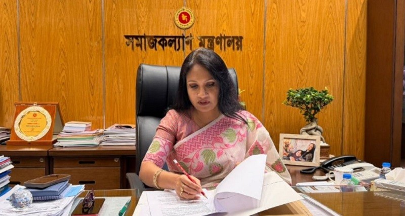 আসছে সমন্বিত ‘ফ্যামিলি ট্রি’, এক কার্ডেই সব সুবিধা: প্রতিমন্ত্রী